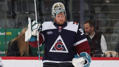 运动员都必 运动员都必