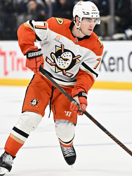 舞台上不断 舞台上不断